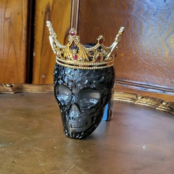 Crown king queen skeleton light bath and body works wallflower Halloween 2023 - Picture 1 of 2